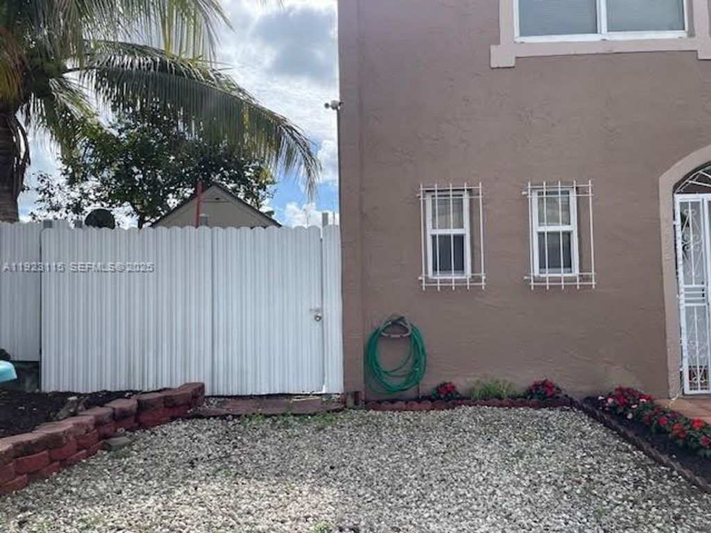 5432 NW 168 Terrace, Miami Gardens, FL 33055