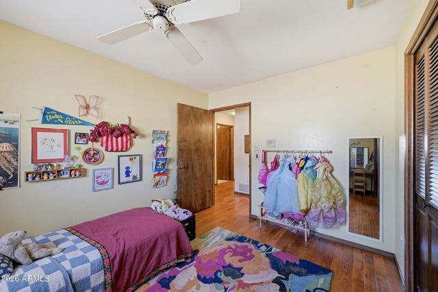 2441 E HALE Street, Mesa, AZ 85213