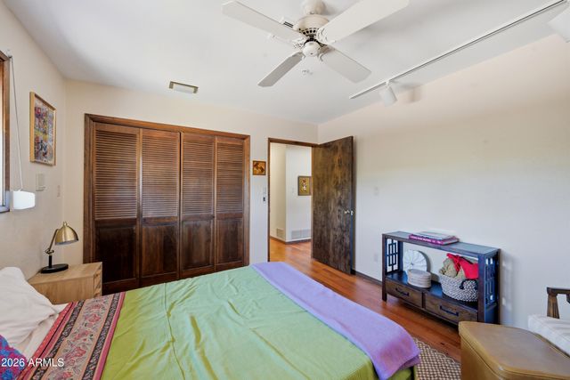 2441 E HALE Street, Mesa, AZ 85213