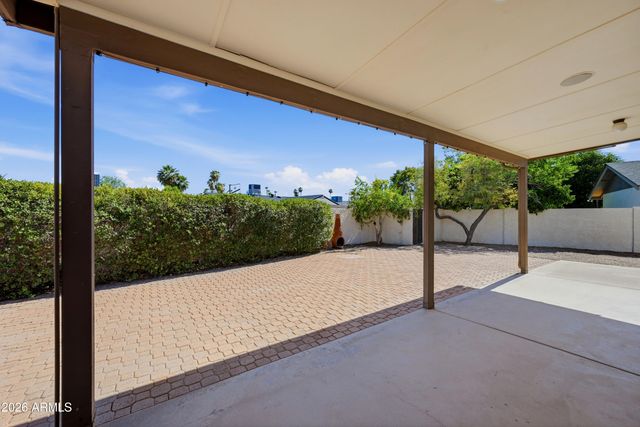 2441 E HALE Street, Mesa, AZ 85213