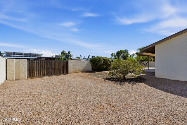 2441 E HALE Street, Mesa, AZ 85213