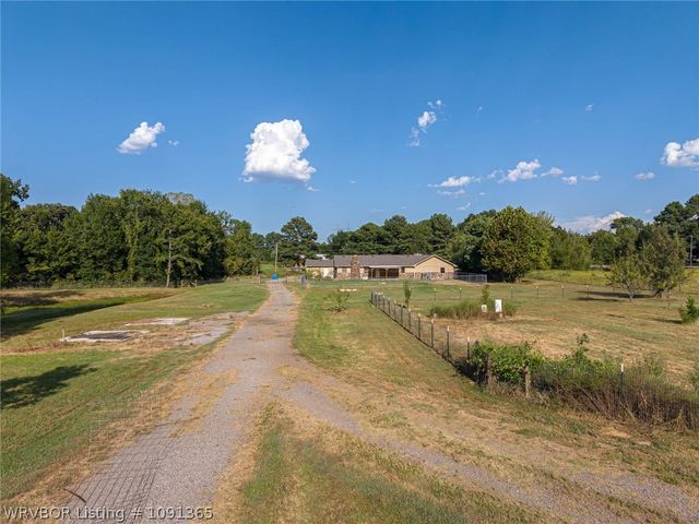 14118 White Bluff Heights, Fort Smith, AR 72916