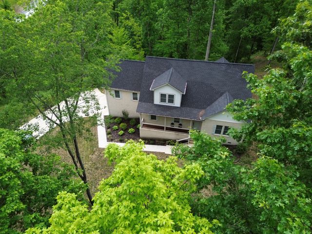 514 Doy Rd, E, White Bluff, TN 37187