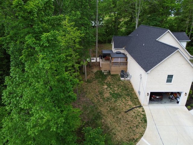 514 Doy Rd, E, White Bluff, TN 37187