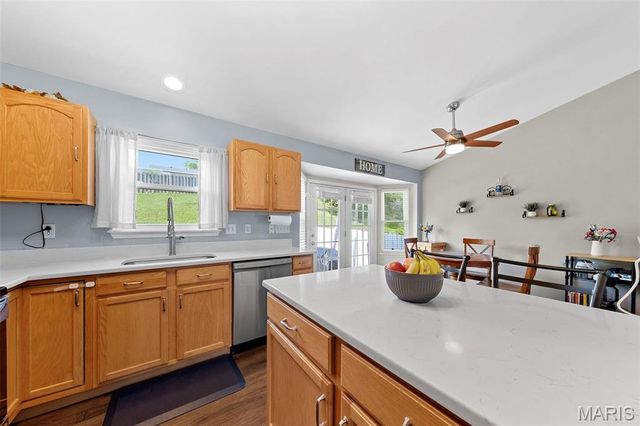 276 Green Jade Estates Drive, Fenton, MO 63026