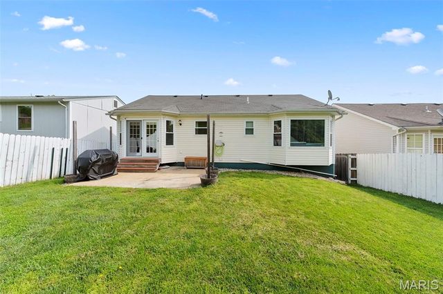 276 Green Jade Estates Drive, Fenton, MO 63026