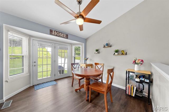 276 Green Jade Estates Drive, Fenton, MO 63026
