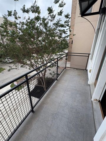 4410 Floyd Street A, Houston, TX 77007