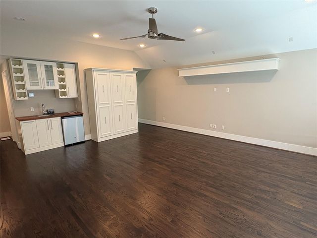 4410 Floyd Street A, Houston, TX 77007