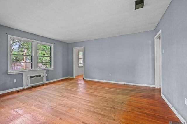 1125 Perkins Rd, Baton Rouge, LA 70802