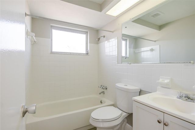 8922 CHILTON DRIVE, Port Richey, FL 34668