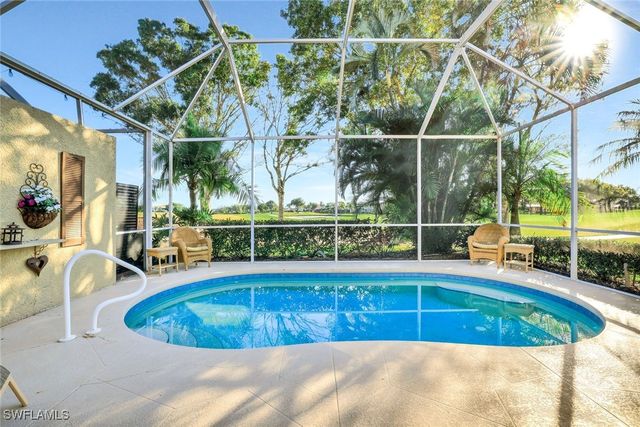 6679 Castlelawn PL 16, Naples, FL 34113