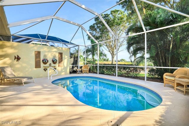 6679 Castlelawn PL 16, Naples, FL 34113