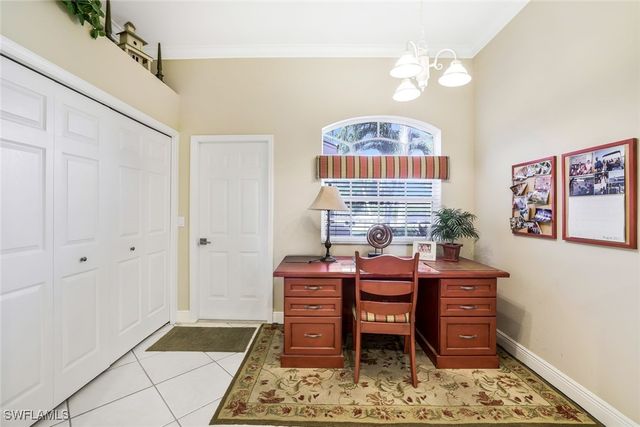 6679 Castlelawn PL 16, Naples, FL 34113