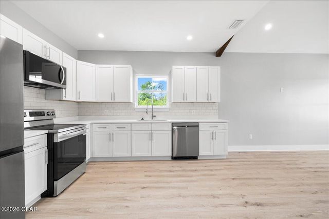 3720 E 7th Street, Panama City, FL 32401