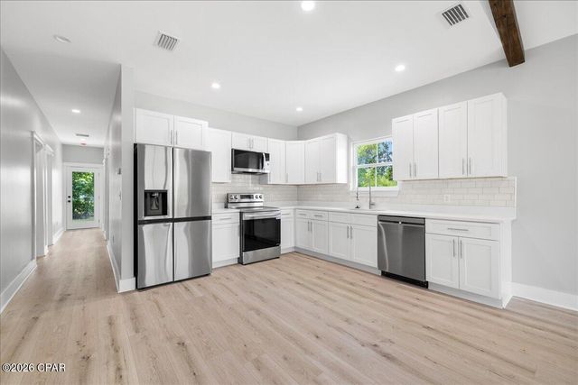 3720 E 7th Street, Panama City, FL 32401
