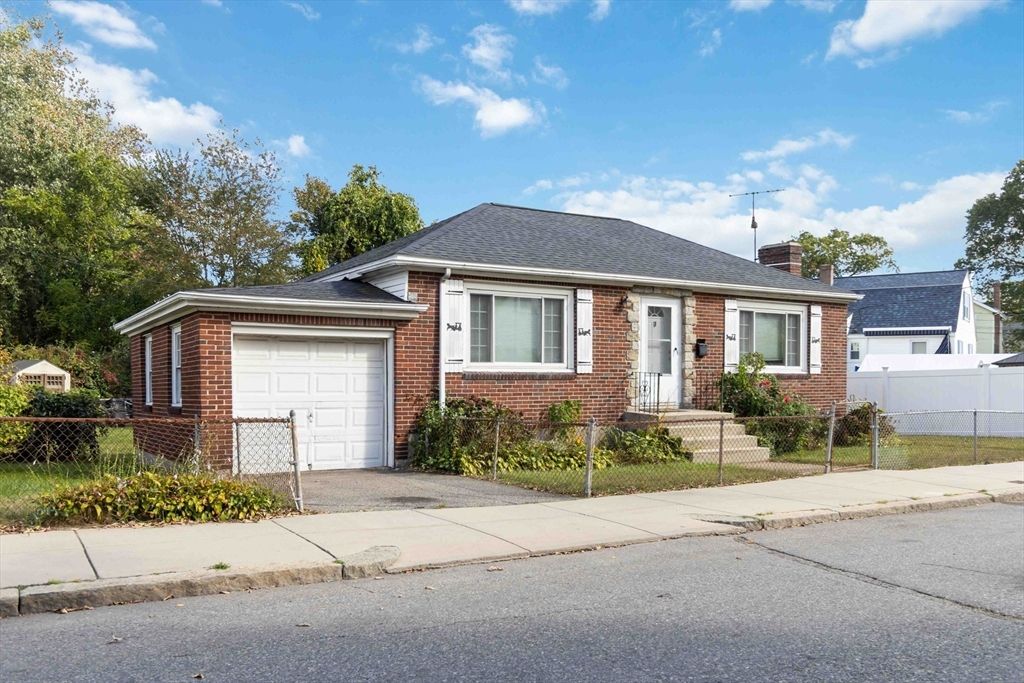 24 Belnel Rd, Boston, MA 02136