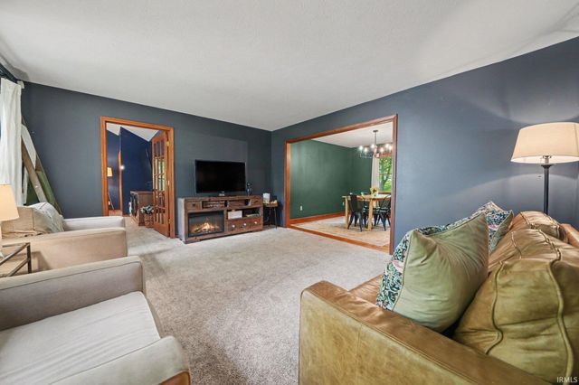 24711 New Road, North Liberty, IN 46554