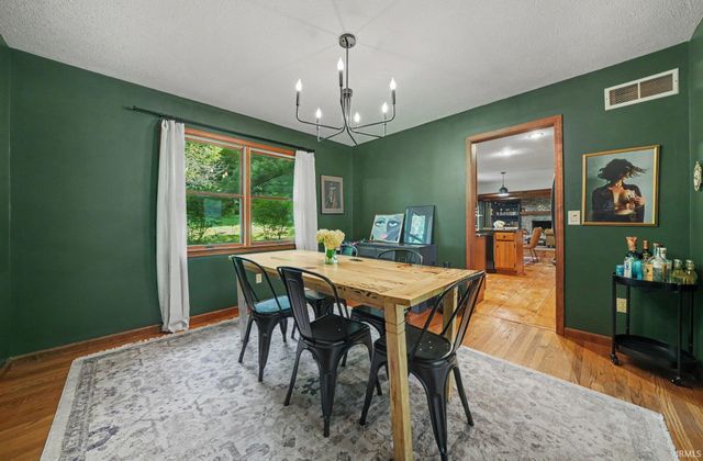 24711 New Road, North Liberty, IN 46554