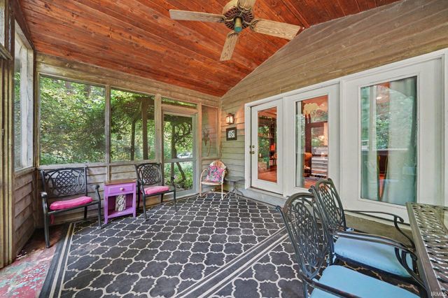 24711 New Road, North Liberty, IN 46554