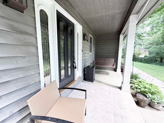 24711 New Road, North Liberty, IN 46554