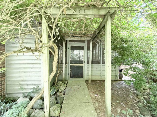 24711 New Road, North Liberty, IN 46554