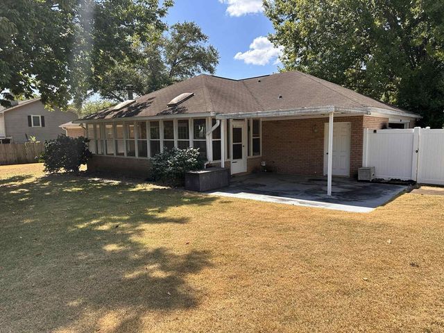 104 Roanoke Way, Dothan, AL 36305