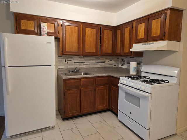 3005 Ely Avenue, Bronx, NY 10469