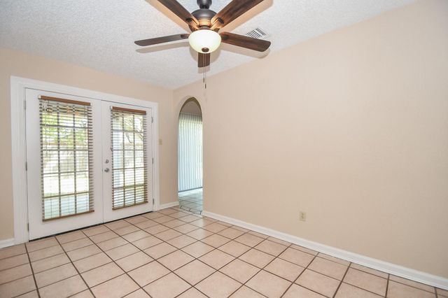 1643 Beaconshire Road, Houston, TX 77077