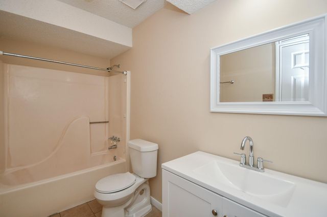 1643 Beaconshire Road, Houston, TX 77077