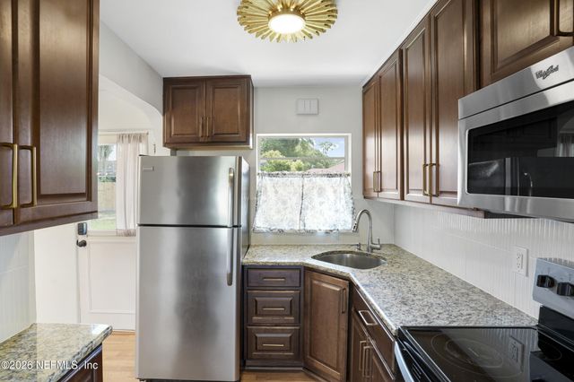 5236 RIVER FOREST Drive, Jacksonville, FL 32211
