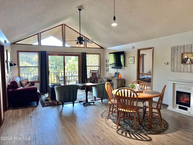234 Ashley Lane, Murphy, NC 28906