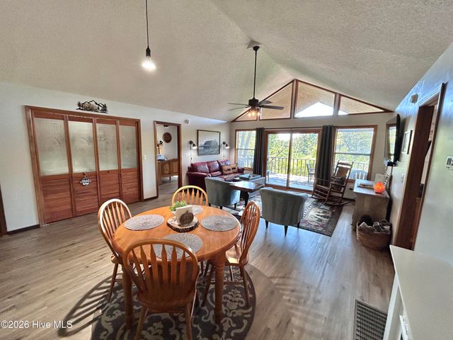 234 Ashley Lane, Murphy, NC 28906