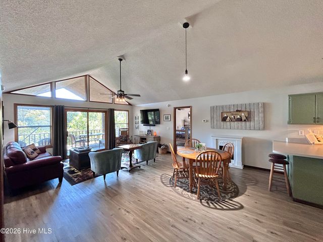 234 Ashley Lane, Murphy, NC 28906