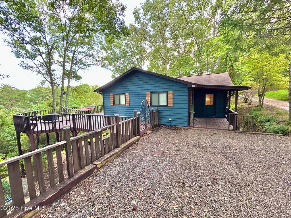 234 Ashley Lane, Murphy, NC 28906