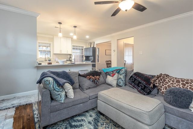 5151 TARRYTOWN DR, Memphis, TN 38117