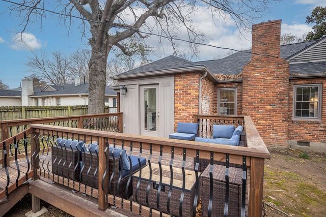 5151 TARRYTOWN DR, Memphis, TN 38117