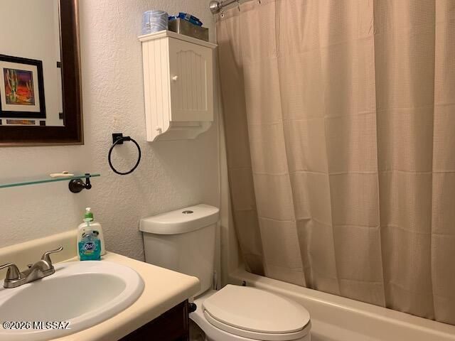 1162 Circulo Canario, Rio Rico, AZ 85648