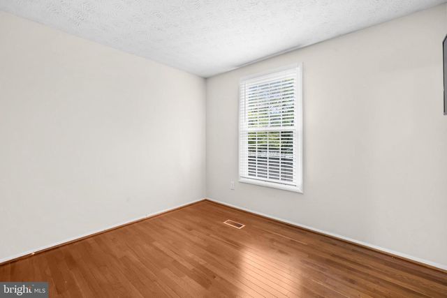 1577 BENNINGTON WOODS CT, Reston, VA 20194