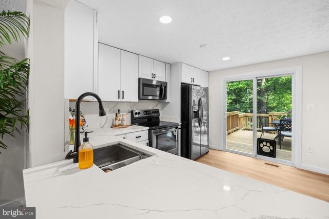 1577 BENNINGTON WOODS CT, Reston, VA 20194
