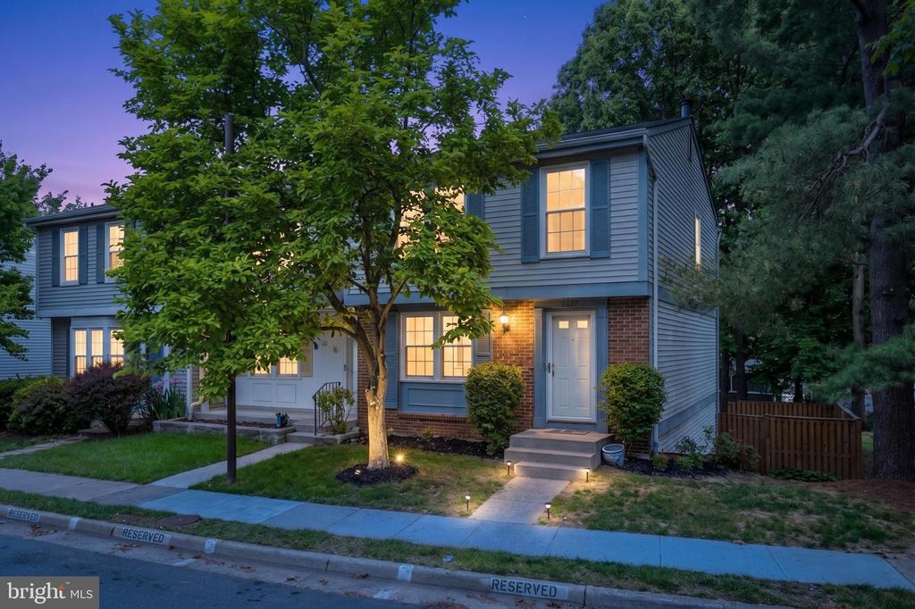 1577 BENNINGTON WOODS CT, Reston, VA 20194