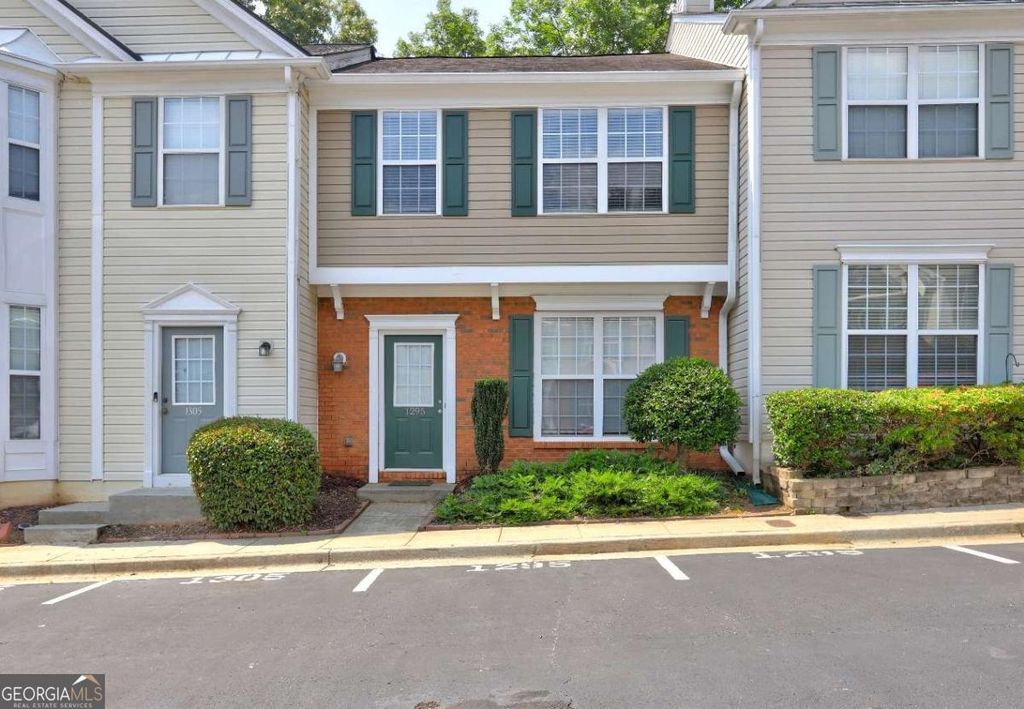 1295 Kilmington Court, Alpharetta, GA 30009