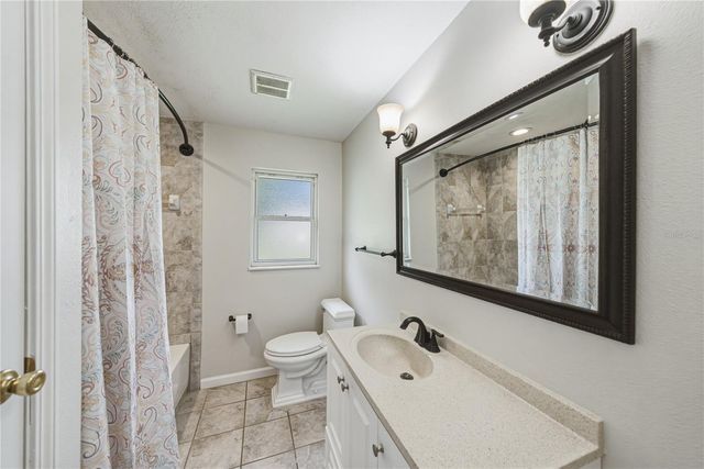 5745 13TH STREET, Zephyrhills, FL 33542