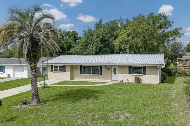 5745 13TH STREET, Zephyrhills, FL 33542