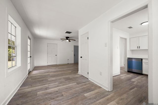 3548 Van Buren St, Baker, LA 70714