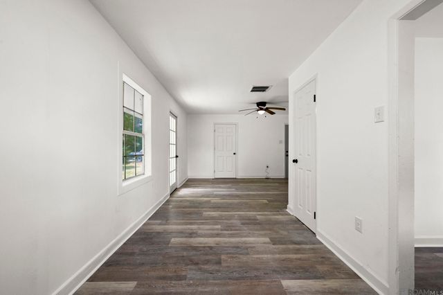 3548 Van Buren St, Baker, LA 70714