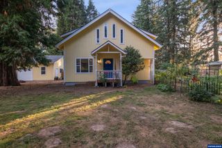 28484 Santiam Hwy, Sweet Home, OR 97386