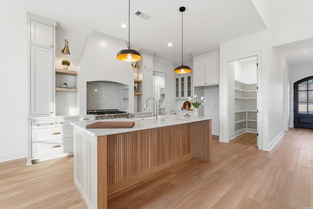 240 Castleberry Road, Greenbrier, AR 72058