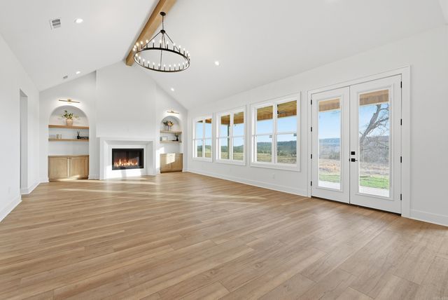 240 Castleberry Road, Greenbrier, AR 72058