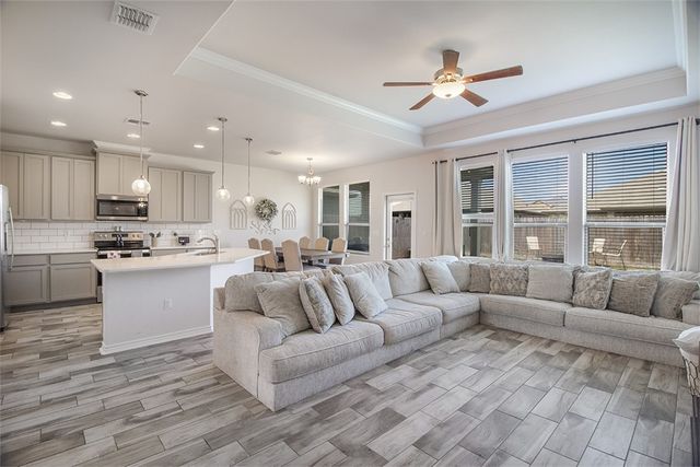 1012 Ocean Breeze, Portland, TX 78374